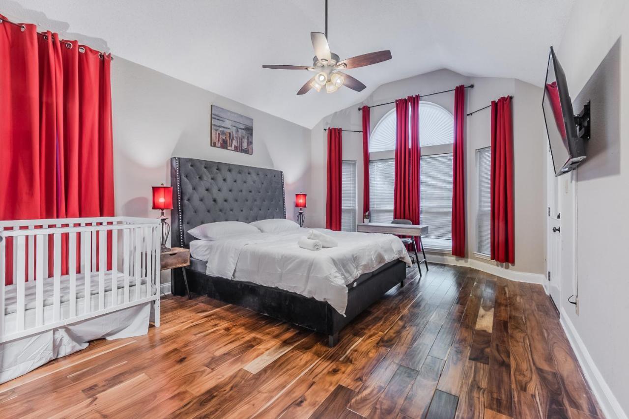 * *Astounding House **Perfect For Family And Friends , Pool , Hot Tub, & Game Room Allen Exterior foto