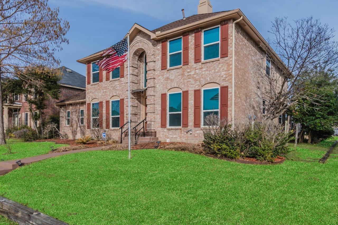 * *Astounding House **Perfect For Family And Friends , Pool , Hot Tub, & Game Room Allen Exterior foto