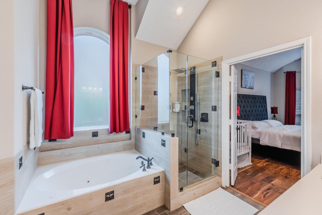 * *Astounding House **Perfect For Family And Friends , Pool , Hot Tub, & Game Room Allen Exterior foto