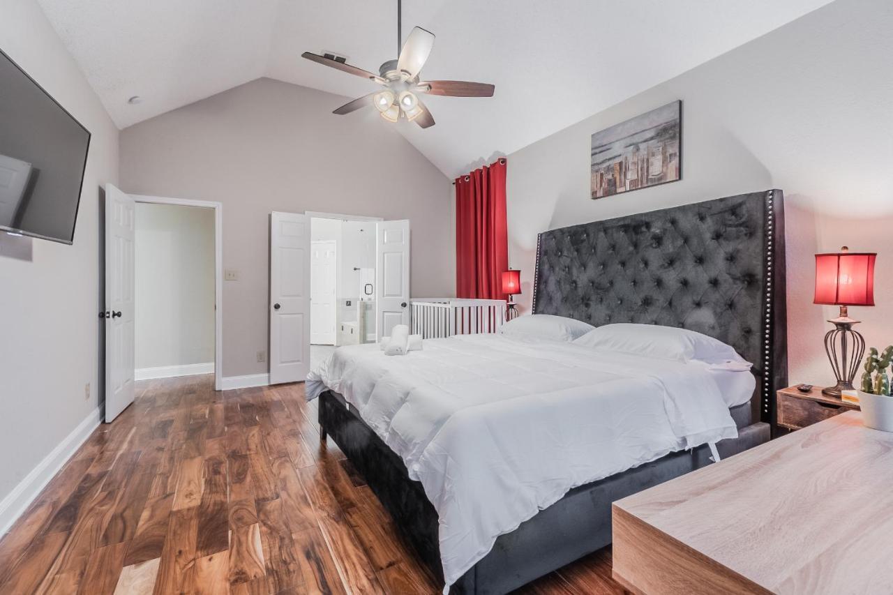* *Astounding House **Perfect For Family And Friends , Pool , Hot Tub, & Game Room Allen Exterior foto