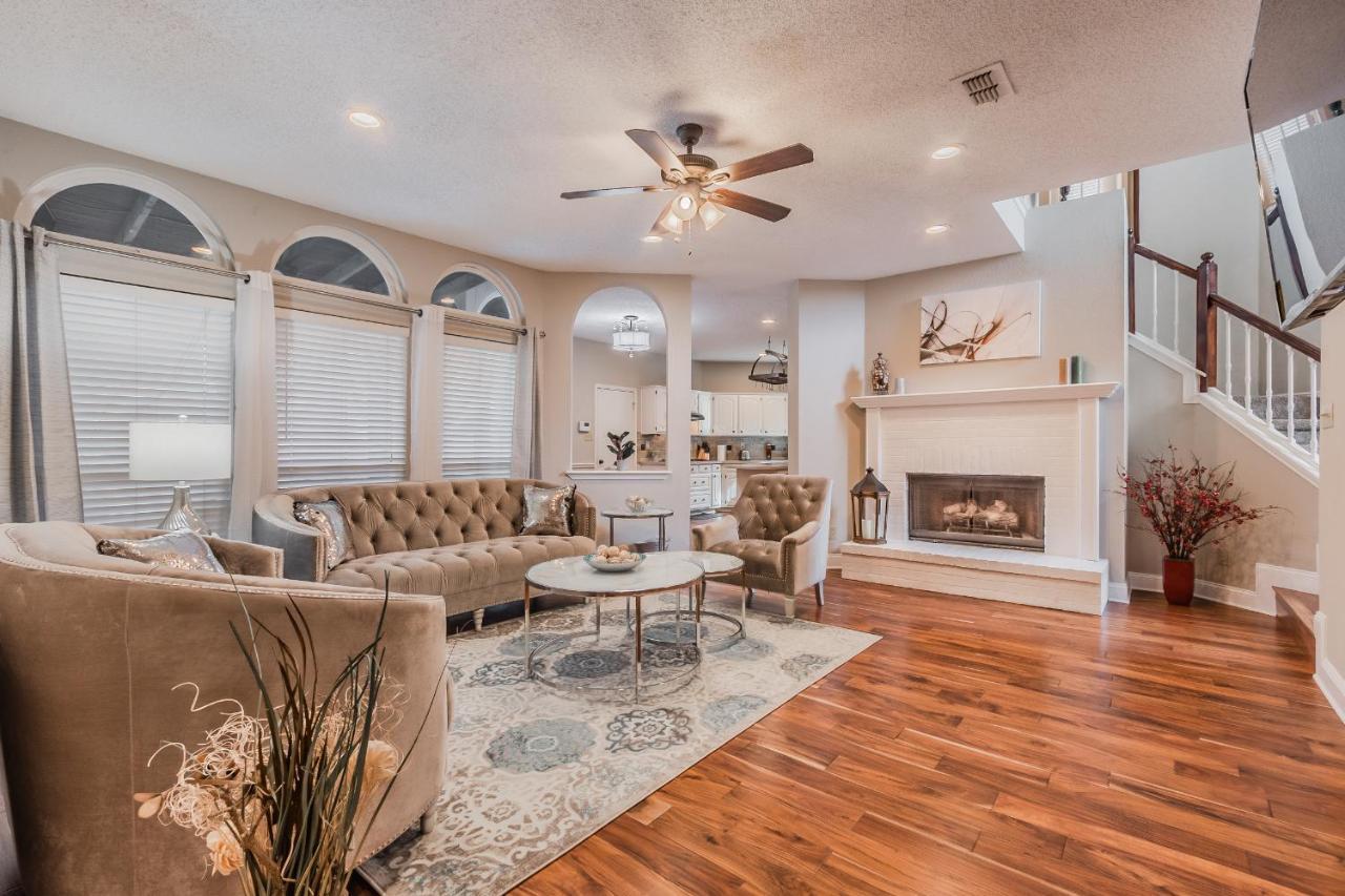 * *Astounding House **Perfect For Family And Friends , Pool , Hot Tub, & Game Room Allen Exterior foto