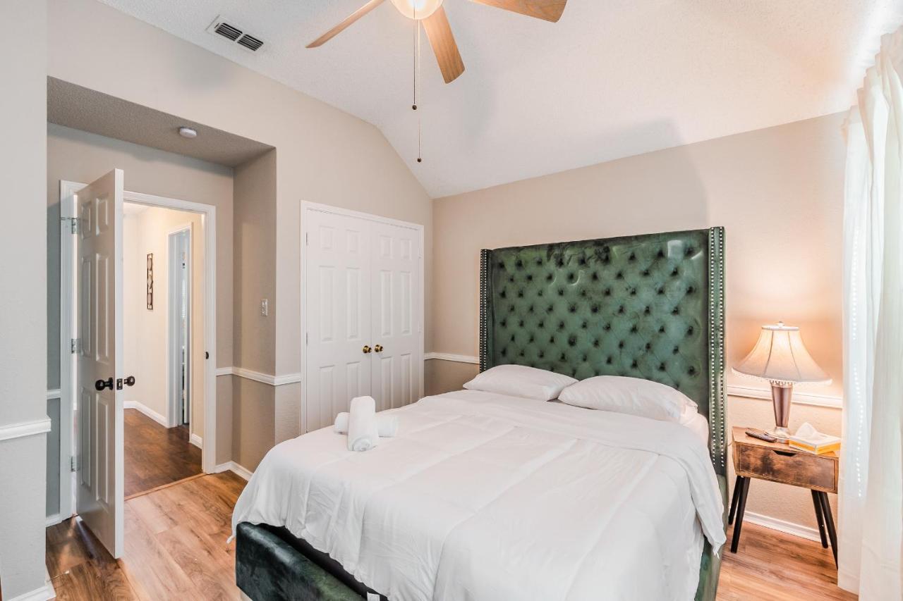 * *Astounding House **Perfect For Family And Friends , Pool , Hot Tub, & Game Room Allen Exterior foto